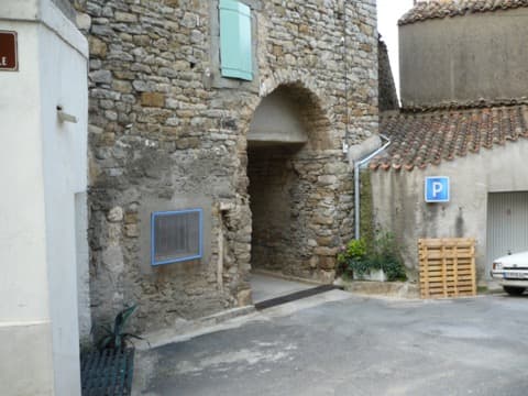 Couvreur Aigues-Vives