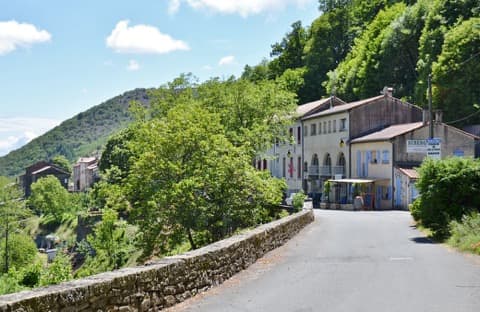 Couvreur Ferrals-les-Montagnes