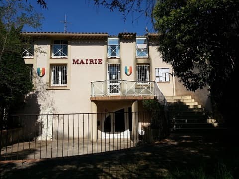 Couvreur Jonquières