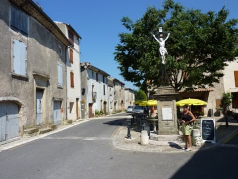 Couvreur La Vacquerie-et-Saint-Martin-de-Castries